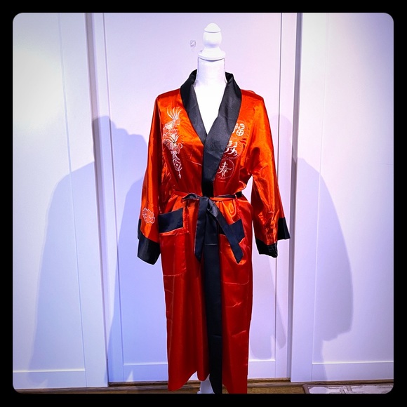 Other - NWOT satin double sided kimono